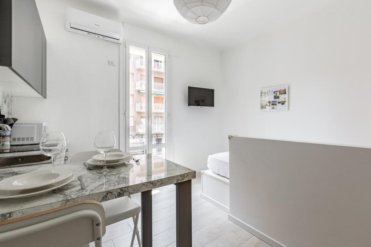Bright Apt 600Mt From Viale Zara! Milano Exteriör bild